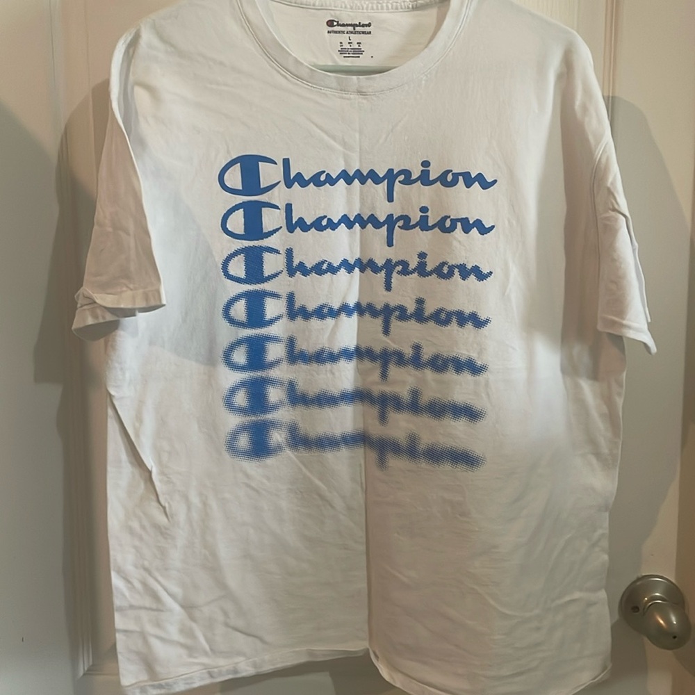 Mens L Champion T-shirt